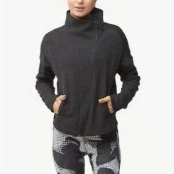 NWT Adidas Athletic Heart Racer Track Top Jacket Charcoal Gray | Size L - Picture 4 of 11